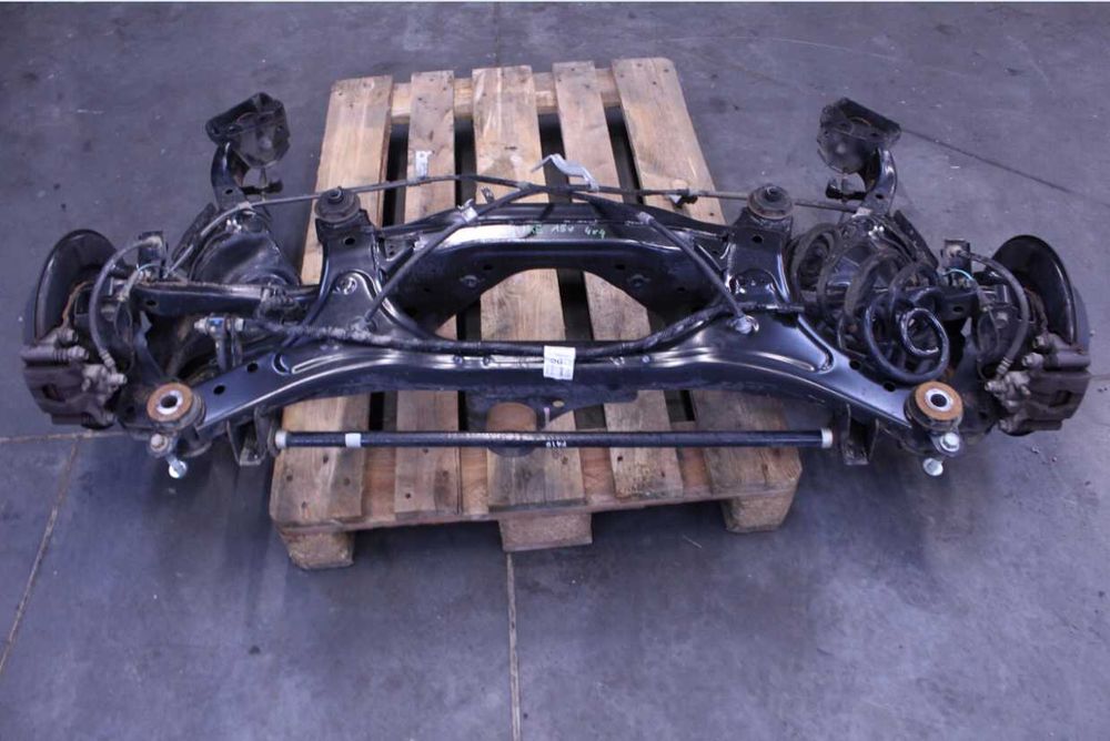 Підвіска Nissan Juke I F15 передня або задня підрамник разборка
