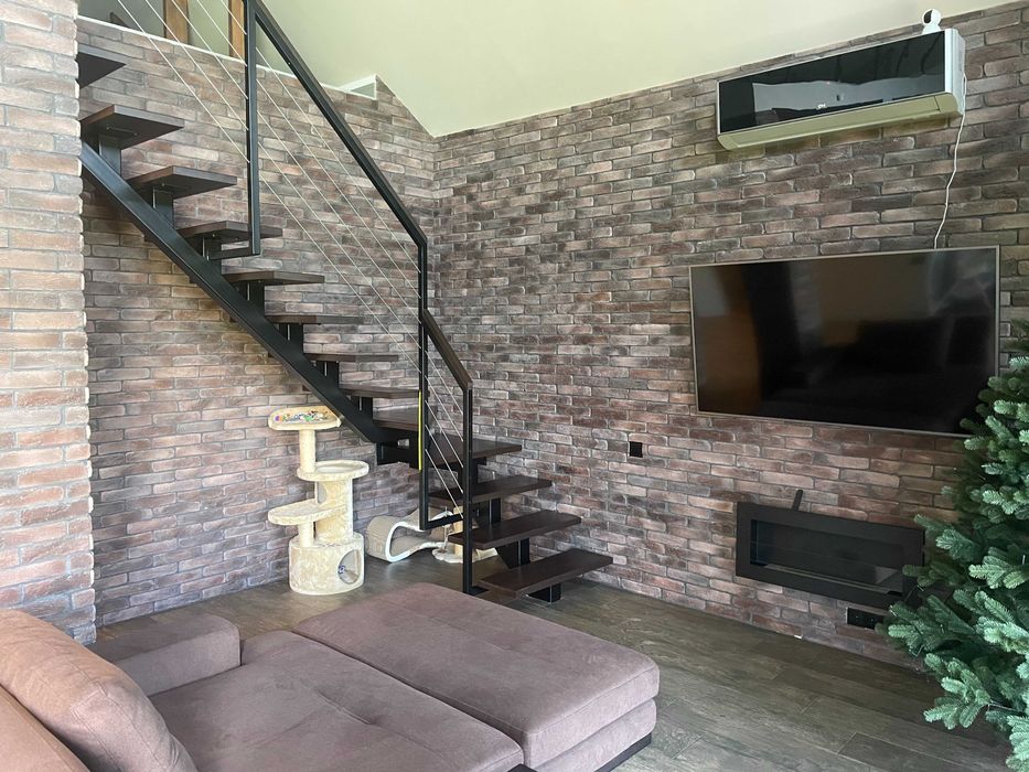 Будинок з ремонтом на 160 м2, 6 соток + відео. Від власника.