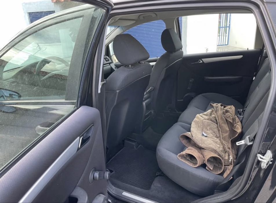 Mercedes-Benz B180 CDI — Excelente Estado — IUC Antigo