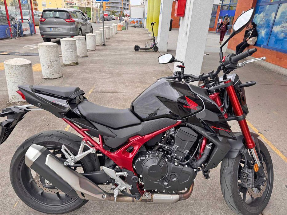 Honda Hornet CB 750