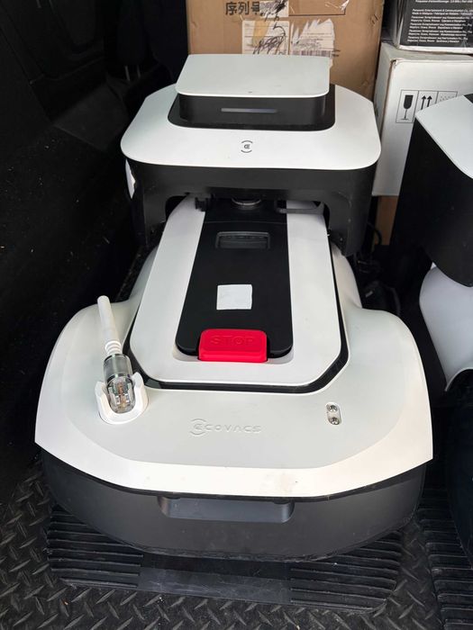 Robot koszący ECOVACS Goat G1 1600m + stacja