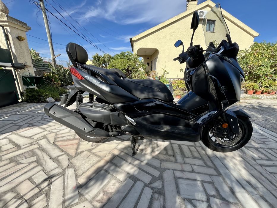 Yamaha XMAX 400 Iron Max