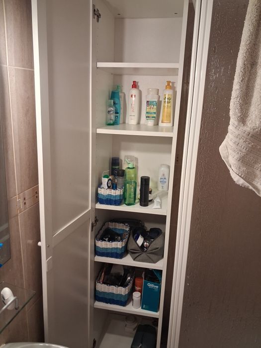 Móvel aparador alto