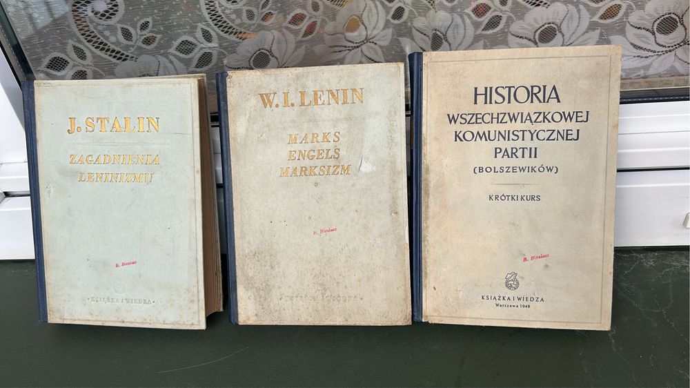 Ksiazki z czasow PRL 1949r