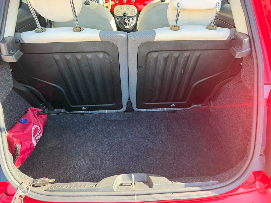 Fiat 500 lounge usado em bom estado