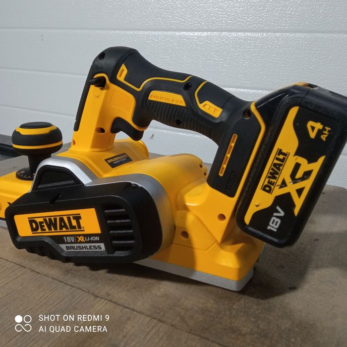 Strug elektryczny DeWalt dcp580