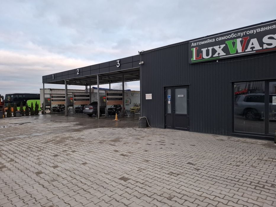 Стоянка тір шиномонтаж автомийка зважування авто..