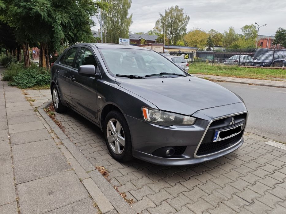 Mitsubishi Lancer