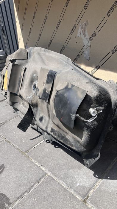 Бензобак Lexus NX 200t 2017 року USA + датчик рівня палива