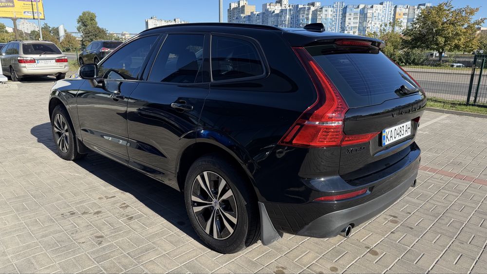 Volvo XC60 2021 2.0 дизель повний привід офіційна