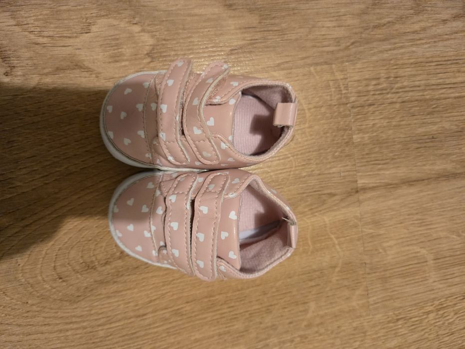 Buty buciki niechodki 11 cm