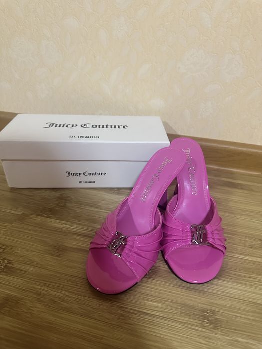 Продам  шльопки juicy couture