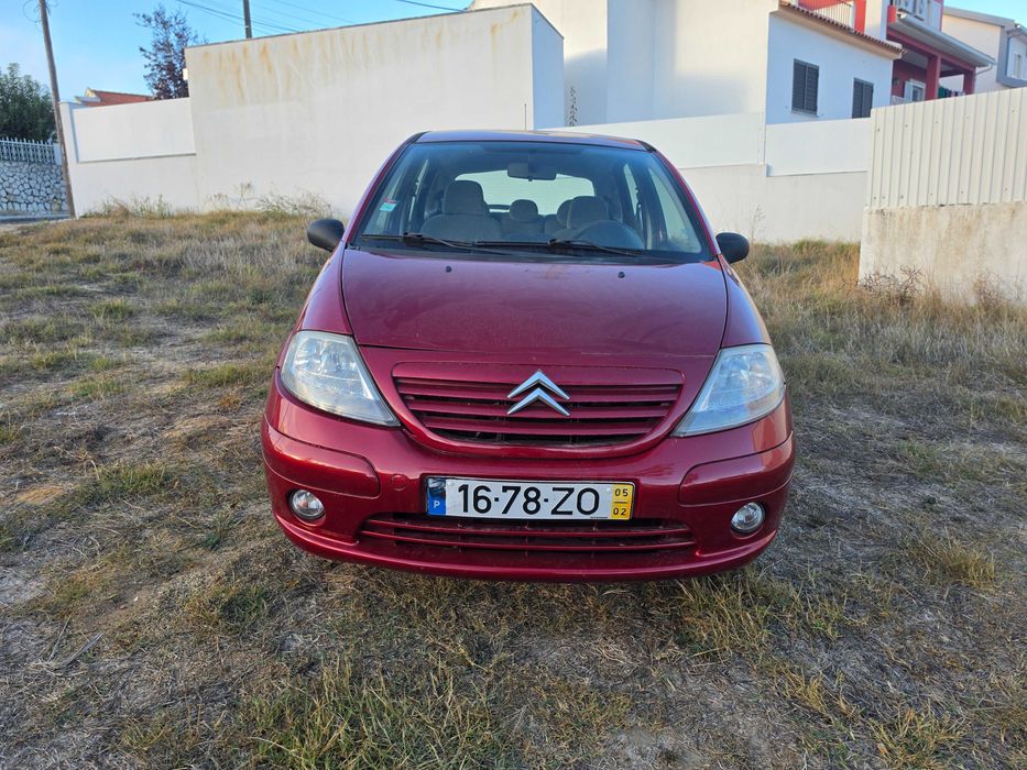 Citroën C3 1.2 com poucos quilometros