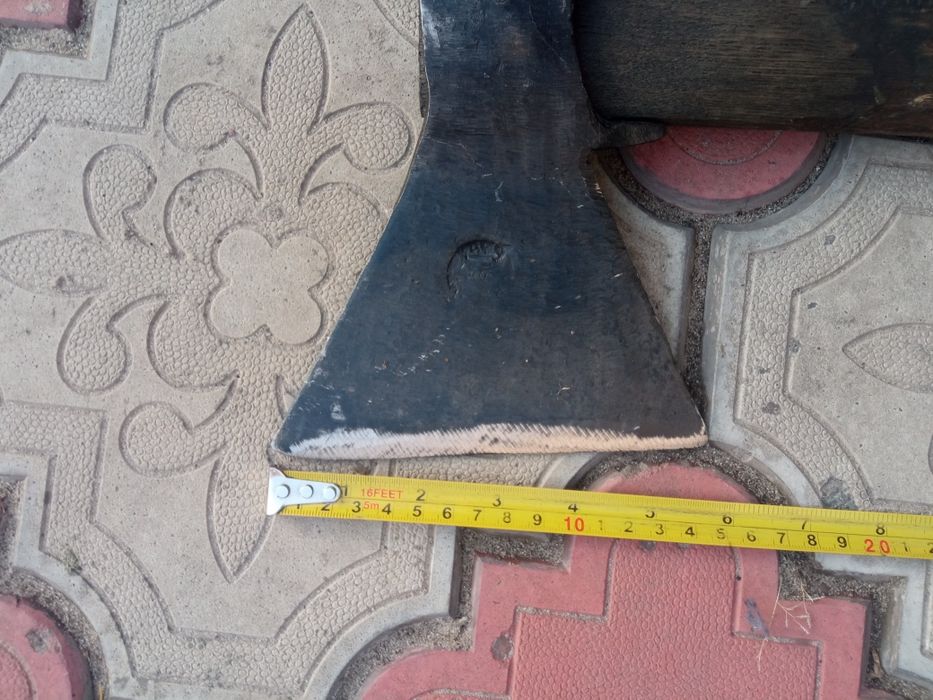 Сокира для рубки дров