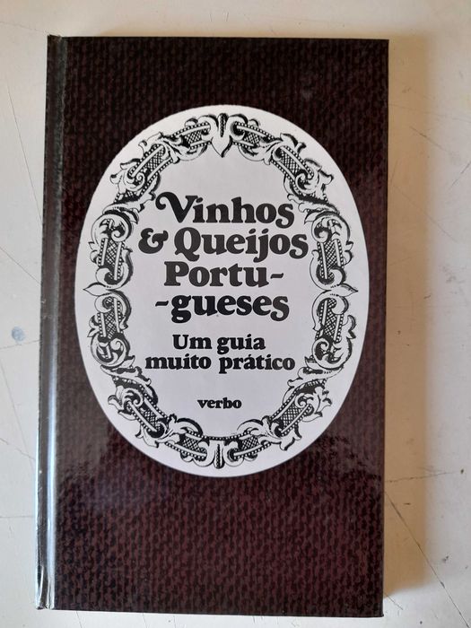 Livro " Vinhos e Queijos " Antigo