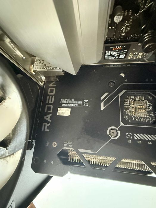 PC Gaming AMD Ryzen 7 + RX 7800 XT 16GB