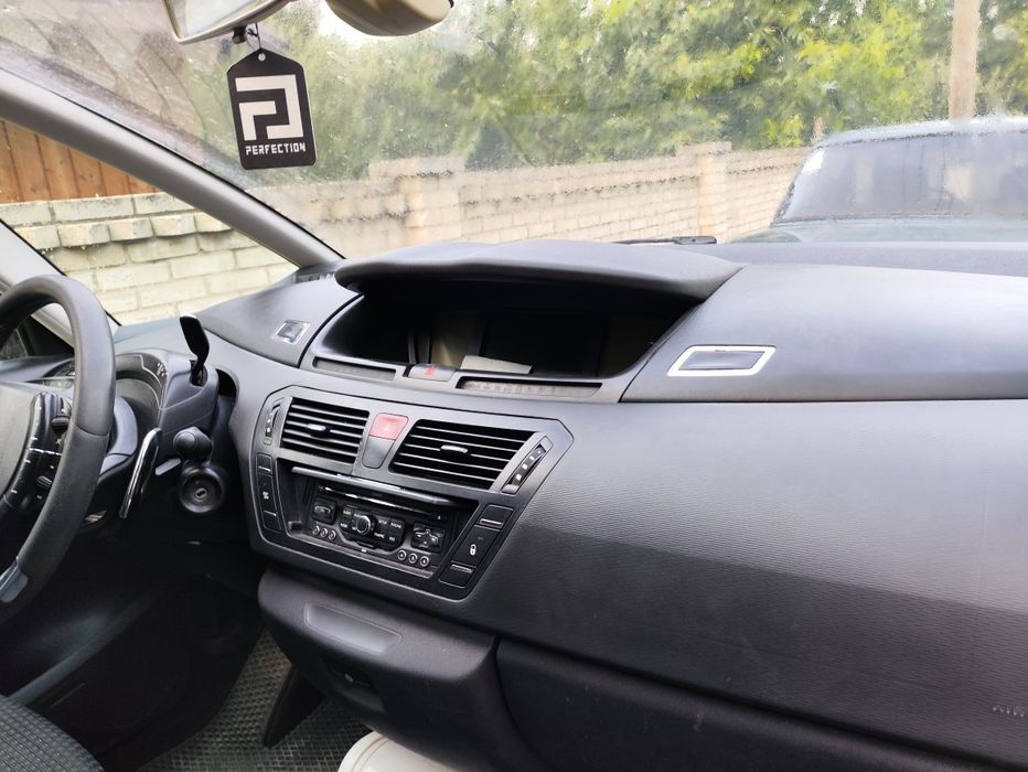 Продам сімейне авто Citroen C4