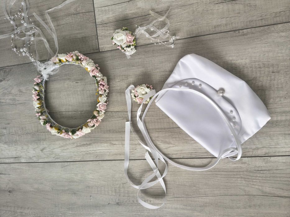 Alba komunijna dla dziewczynki