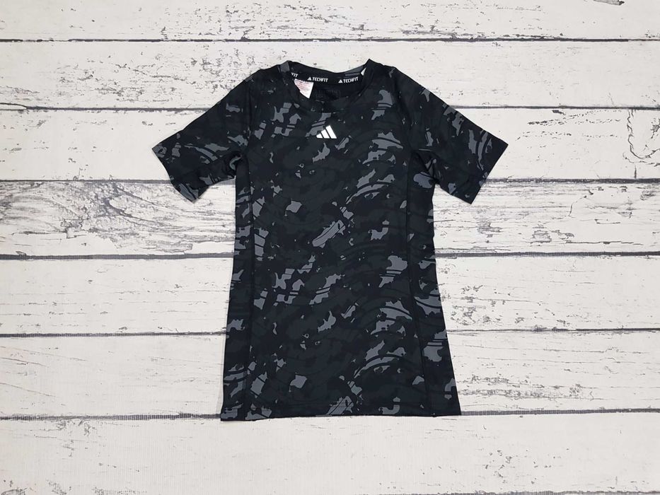 Adidas * techfit * koszulka * camo * chłopięca * idealna * 152 cm
