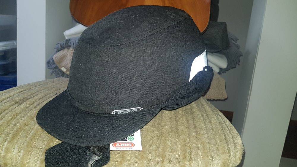 Kask rowerowy Abus Metronaut