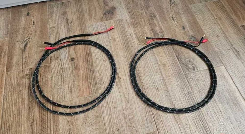 OKAZJA Przewody kable glosnikowe banany Audionova Moonwalk 2 x 2.5m
