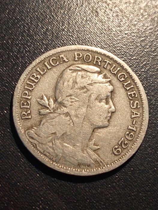 50 centavos - Portugal	1929 MBC (Muito Bem Conservada): Alpaca