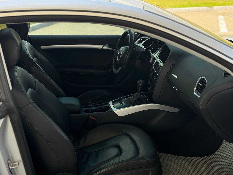 Audi A5  Quttro 2.0 бензин, Автомат , Гарний стан , Обмін Розстрочка