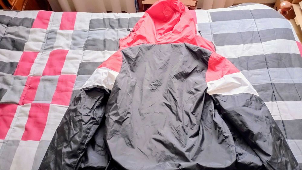Casaco Desportivo Corta Vento Fila Novo