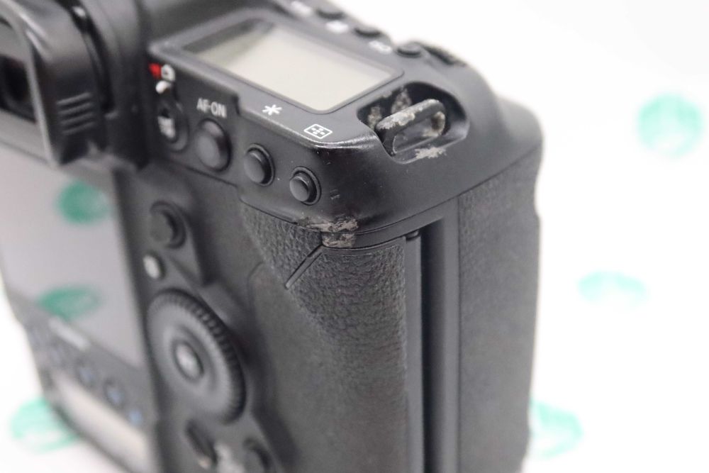 Canon EOS-1D X Mark III – професійна флагманська камера