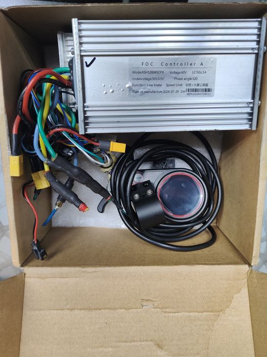 FOC контроллери 60V 2*50А (+/- 1А) + QS-S4