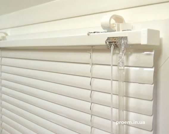 Горизонтальные жалюзи на окна в Одессе