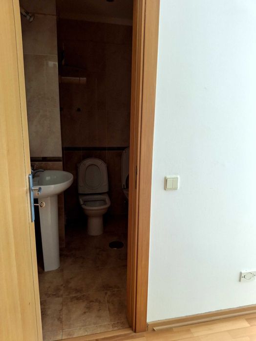 Moradia v3 com suite e terraço  para arrendar