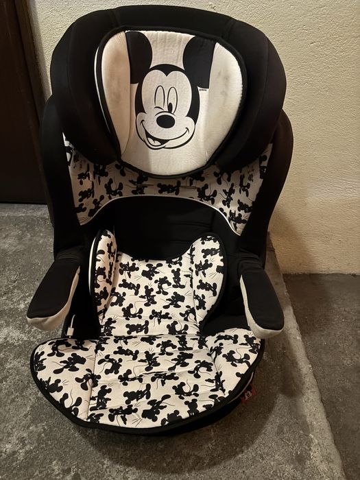 Cadeira auto para bebé em muito bom estado