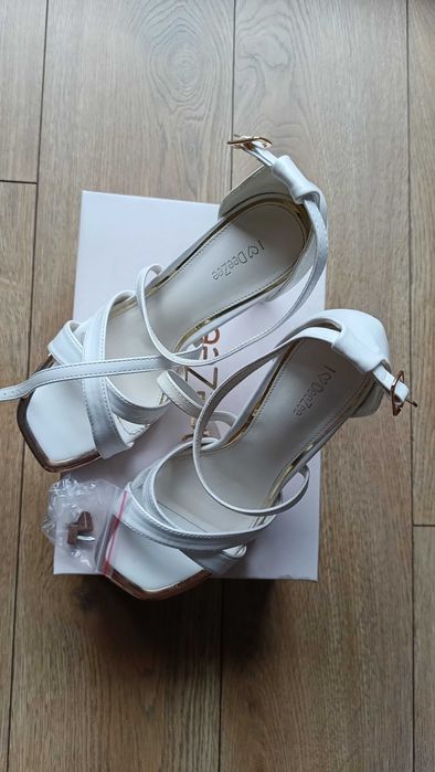 Sandałki damskie Deezee