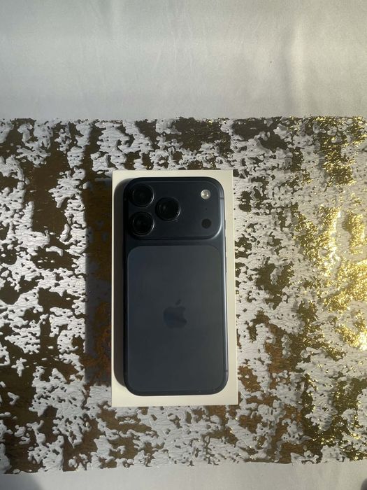 iphone 17 pro 256gb IDEAŁ GWARANCJA DEEP BLUE