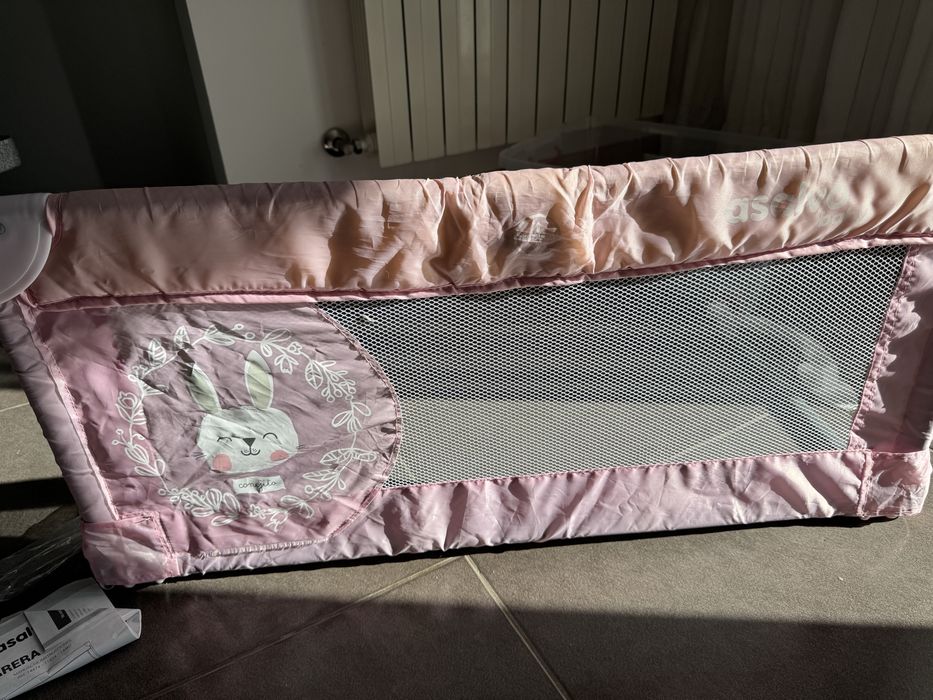 Barreira de seguranca para cama