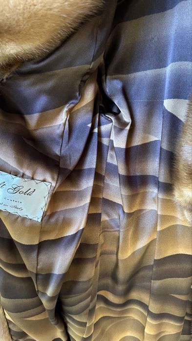 Продам норковую шубу Soft Gold
