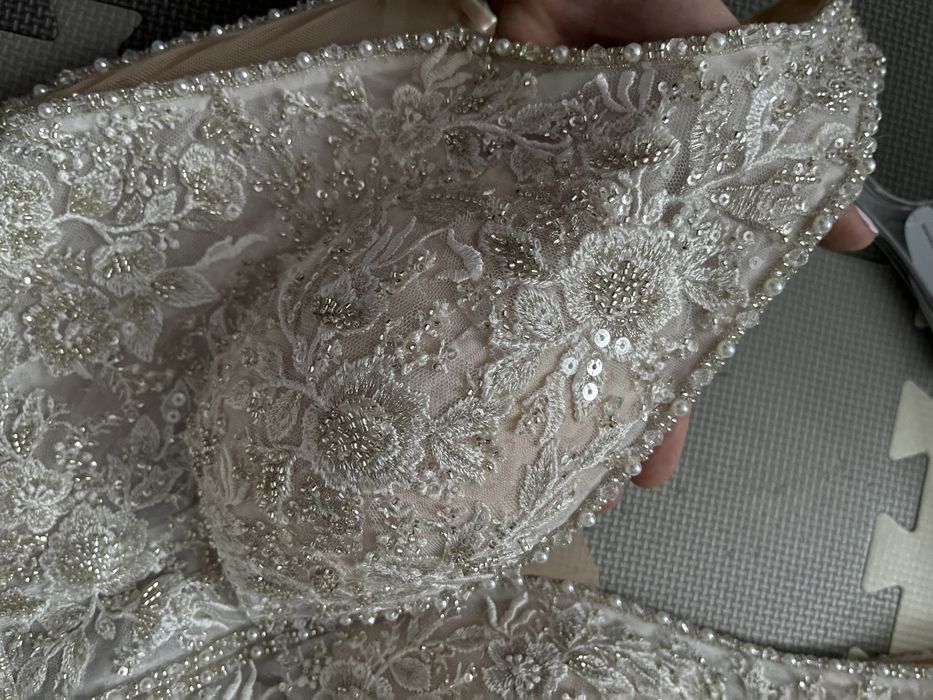 Suknia ślubna kolor szampański