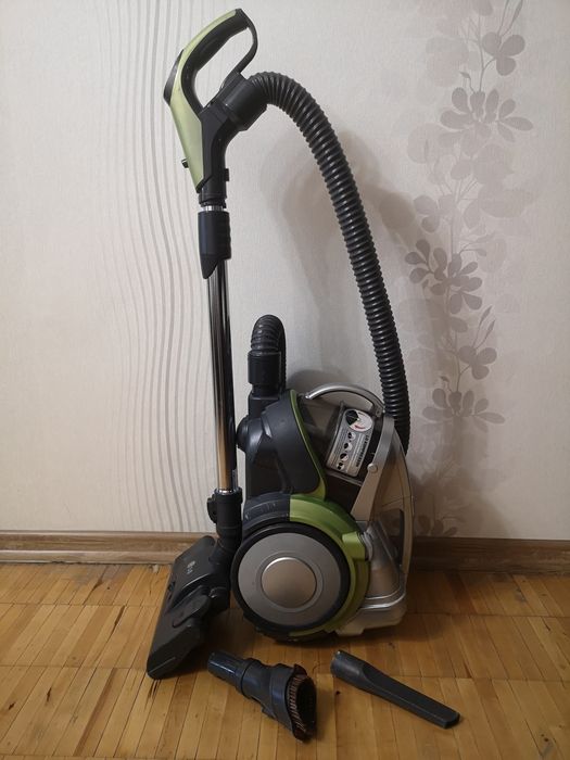 Продам пылесос LG