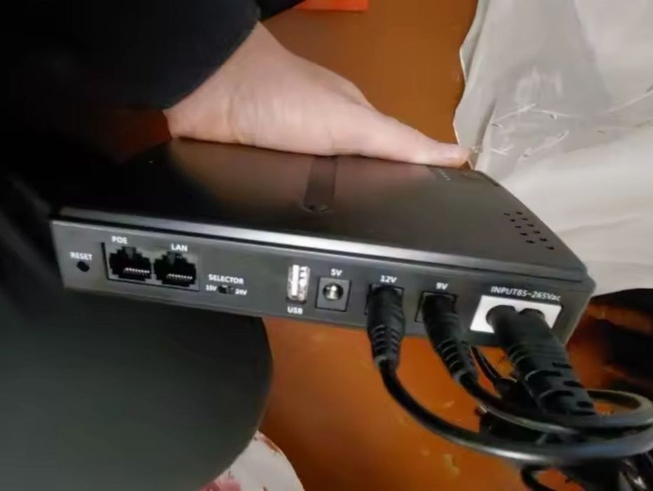 UPS бесперебойник для роутера