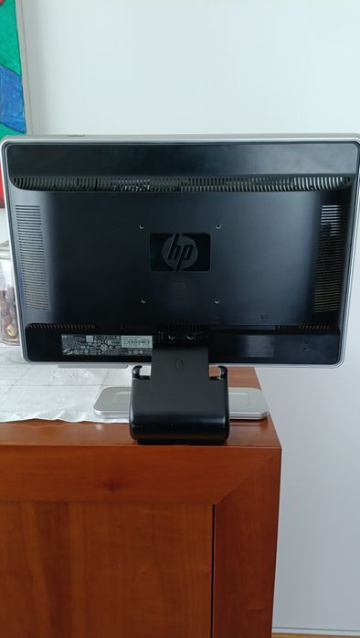 Monitor HP usado em bom estado