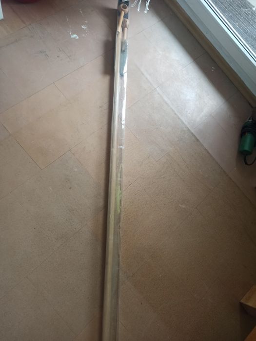 Pojedyńczy karnisz drewniany 270 cm