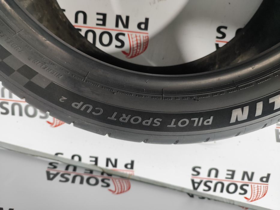 150 Euros 2 pneus 245-40ZR18 Michelin 97Y - Oferta dos Portes