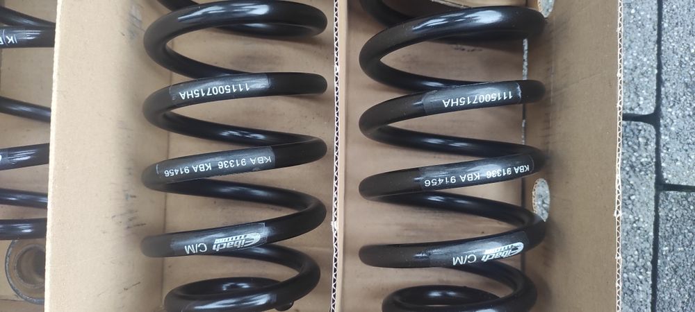 Sprężyny obniżające Eibach 30mm VW Golf 7 Kombi