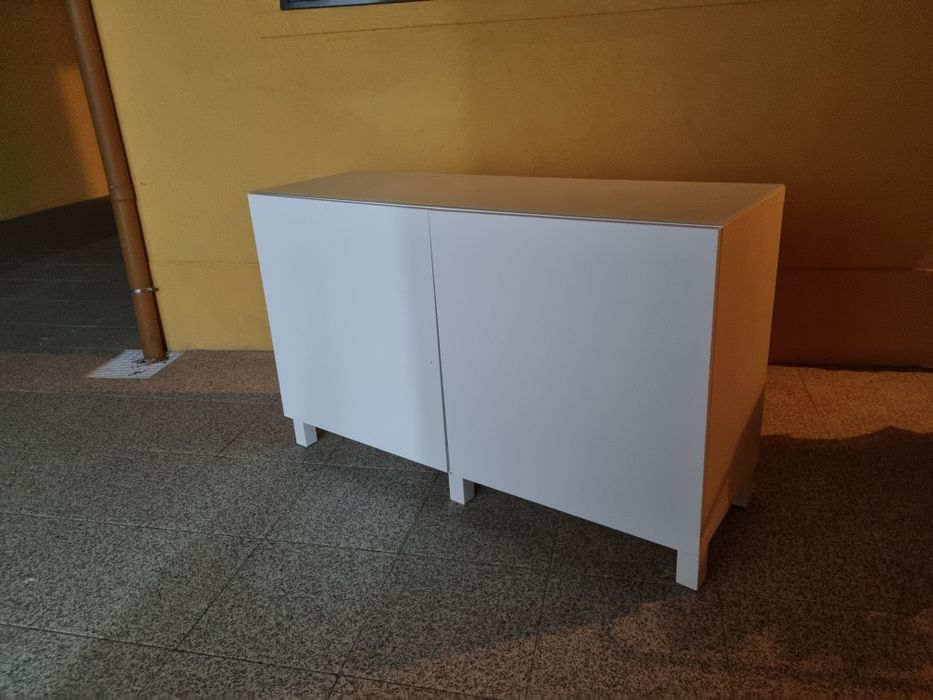 Armário IKEA Besta