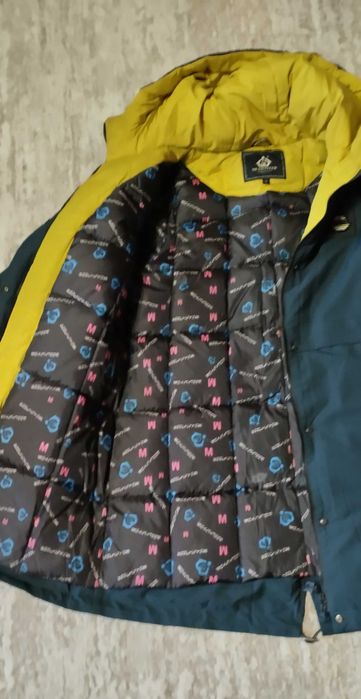 Зимняя женская куртка