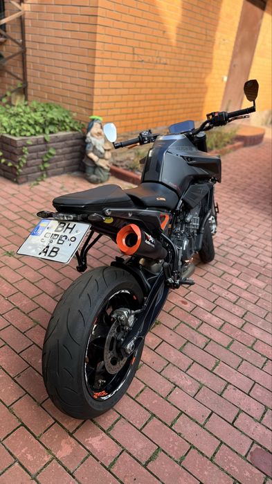 Мотоцикл КТМ (KTM 790 Duke R )