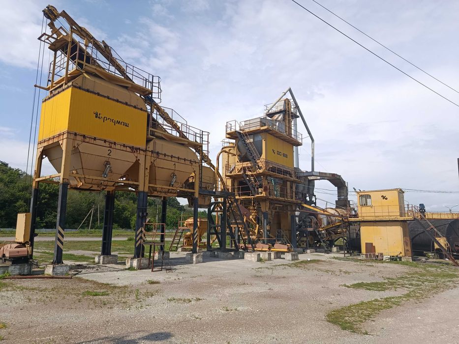 Продаж готової промислово-складської бази біля Харкова
