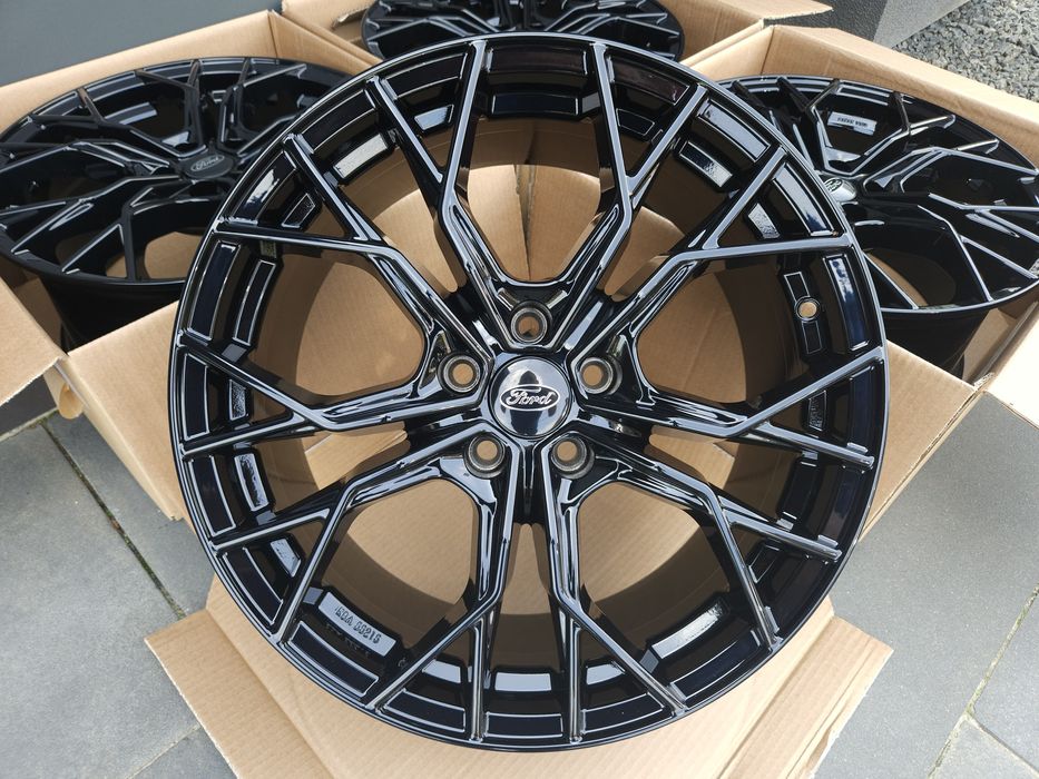 Ford 19 Czarne 5x108 Kuga EDGE Mustang Mach-E Puma S-Max Escape Felgi