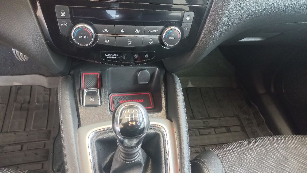 Ніссан Кашкай 1.2  Tekna
